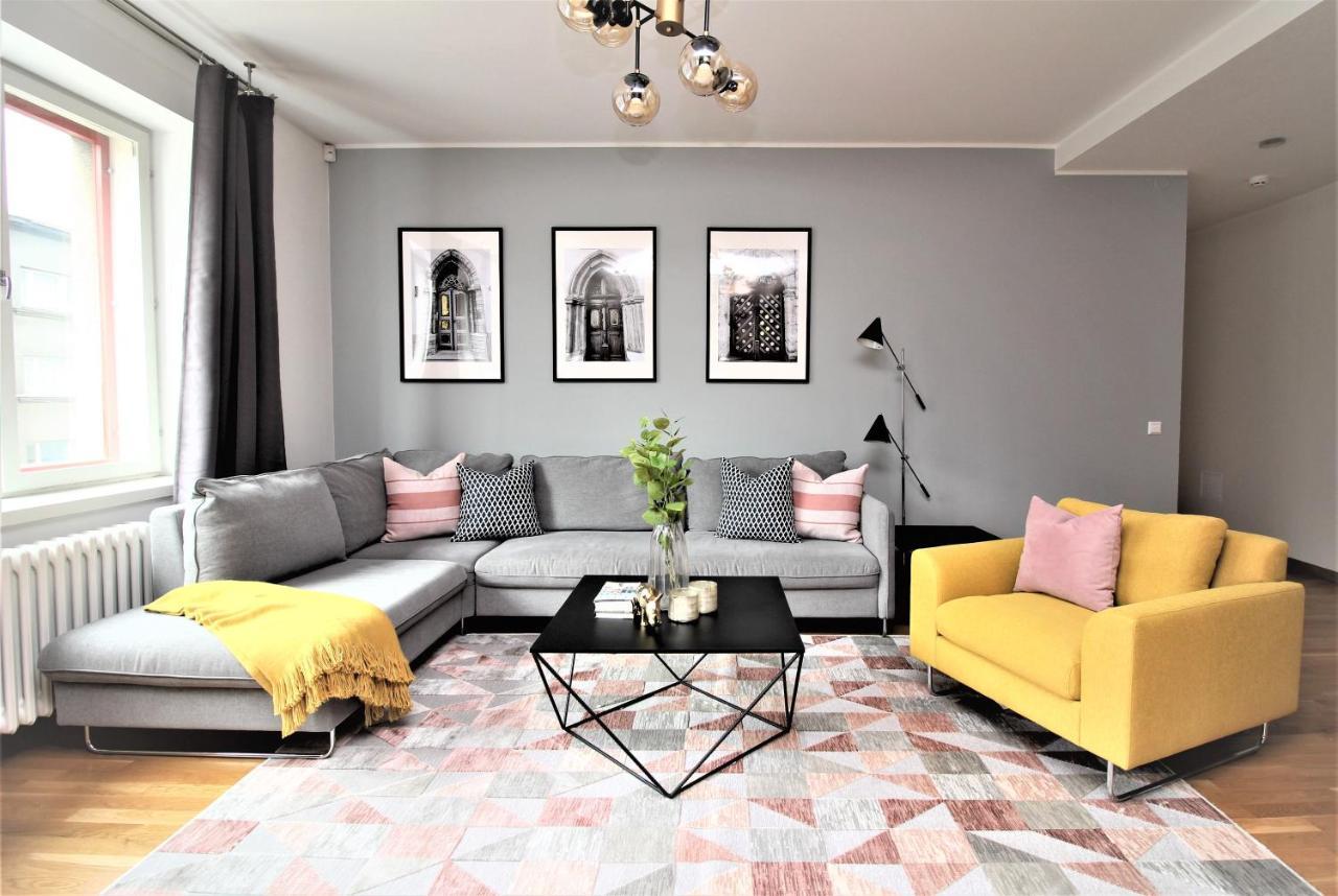 Tallinn City Apartments Freedom Square Bagian luar foto