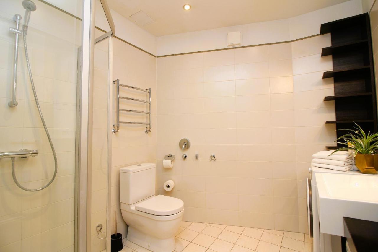 Tallinn City Apartments Freedom Square Bagian luar foto